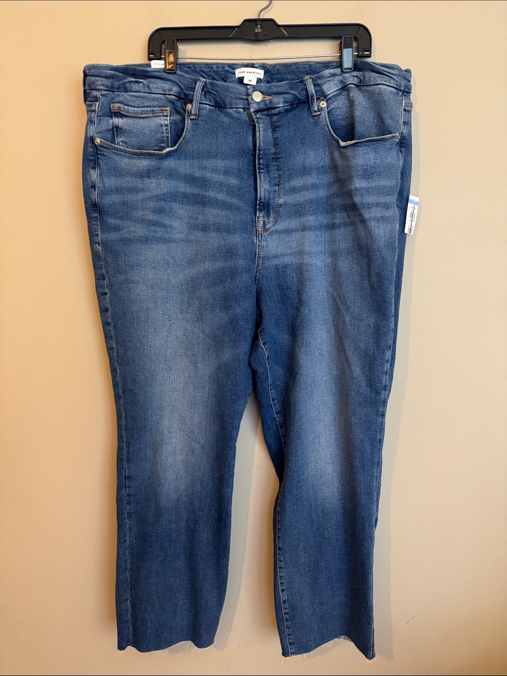 NWOT- Good American Good Legs Raw Hem Cigarette Jeans, plus size 26